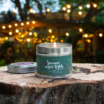 Sustainable candles for a bug-free summer, hand-poured by The Flora Lab